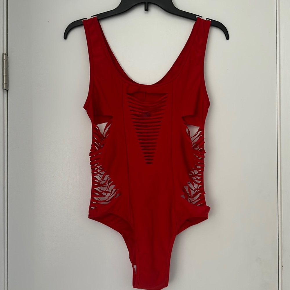 Cutout one piece